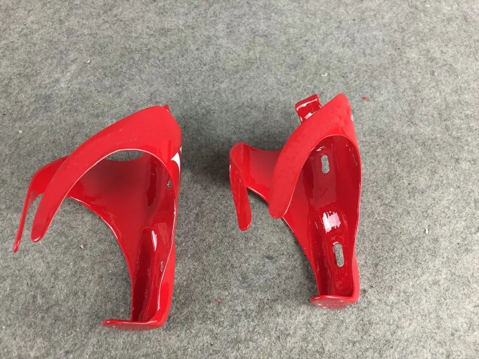 Велосипедные бутылки из углеродного волокна матовые/глянцевые много цветов |