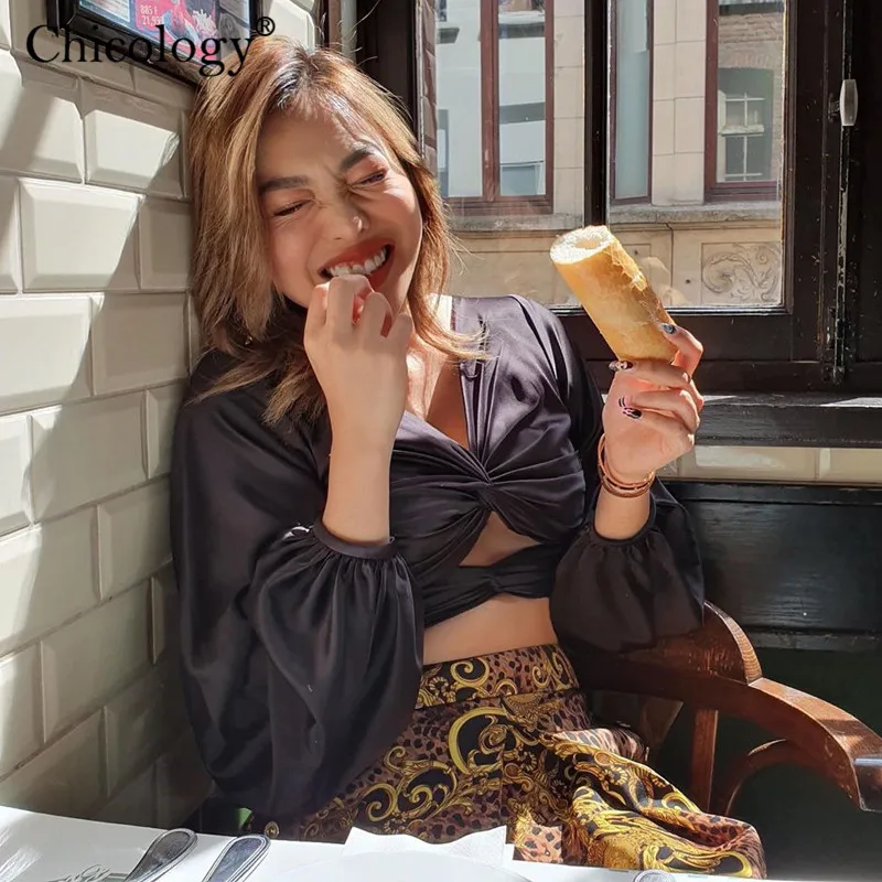 Chicology леди атласное Атлас Блузка Женское с открытой спиной зашнуровать выдолбить