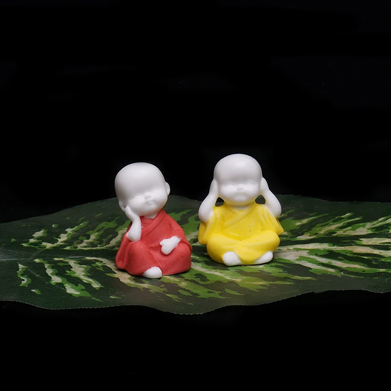 Маленькая керамическая статуя Будды маленький монах Декор для дома и сада белые