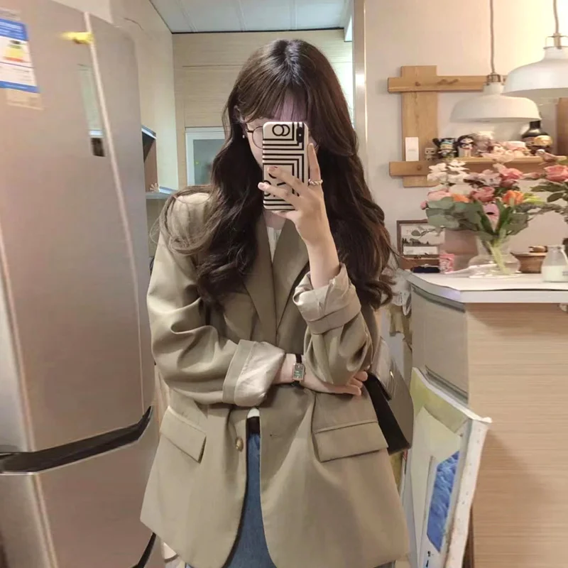 

Khaki Suit Coat Women's Spring and Autumn Design Sense of Minority 2021 New Small Senior Sense of Fried Street Suit