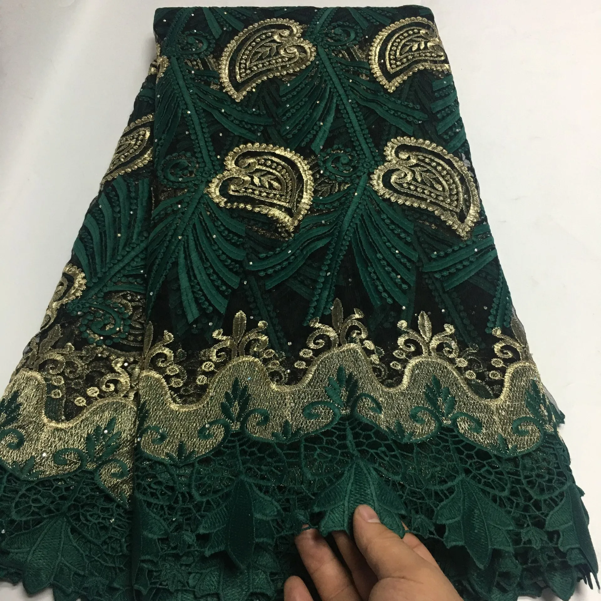 2020 Новое поступление Высококачественная молочная шелковая кружевная ткань