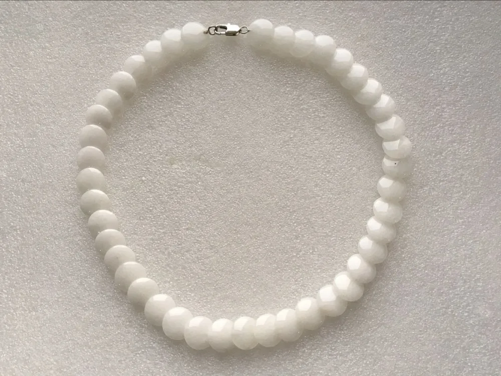 Очень рекомендуется ожерелье из натурального белого камня 14 мм 18 дюймов