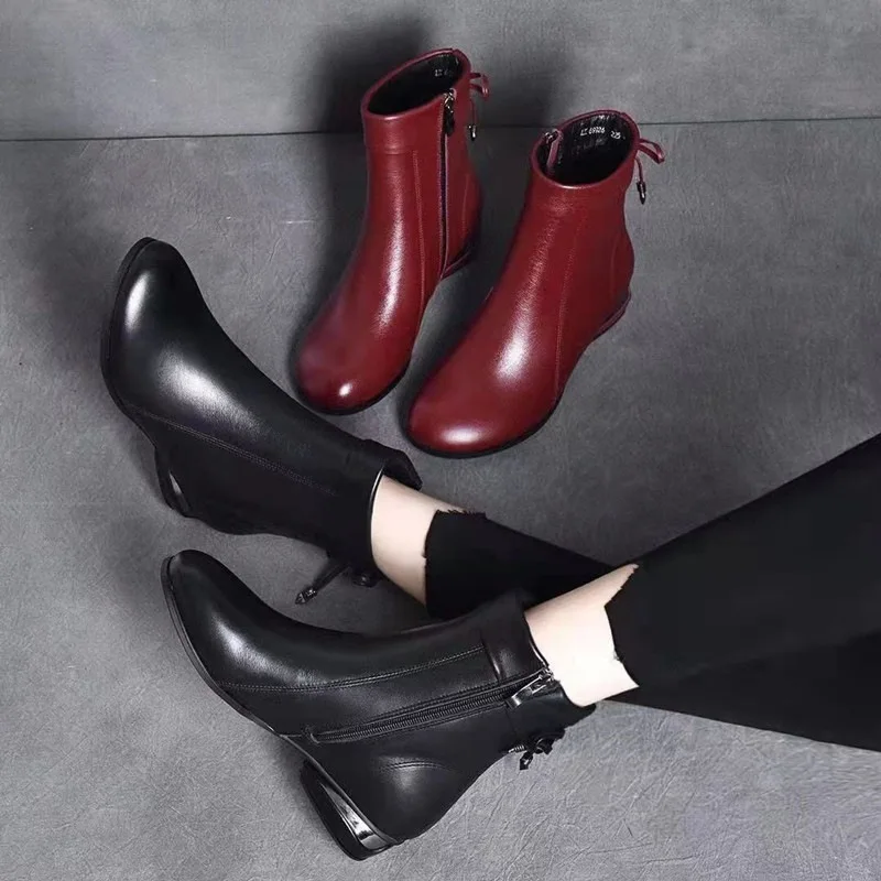 

Short Boots Women 2021 New Winter Plus Velvet Women's Shoes All-match Martin Boots Low-heeled Soft-soled Boots