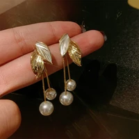 white simulated pearl tassel earrings new shell leaf jewelry elegant ear drops for date dance wedding accessories