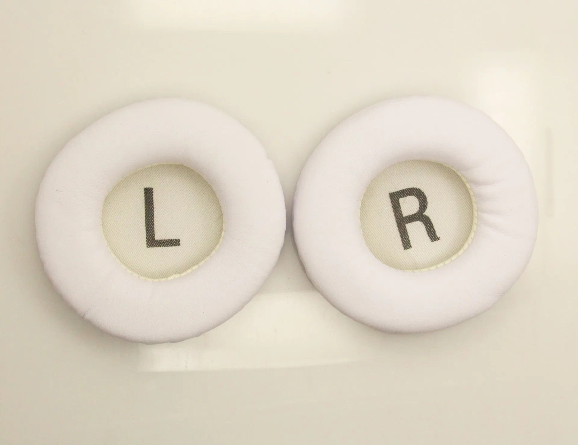 Заменительные амбушюры из протеиновой пены 100 мм для наушников Bose Quietcomfort DT880 HD250 HD540 HD560 K240 K270.