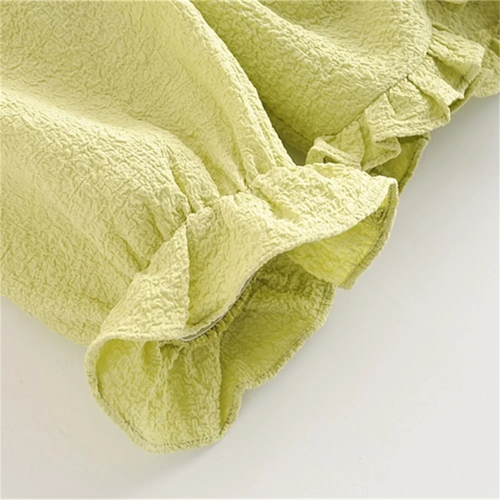 Летняя женская блузка с v-образным вырезом и пятиточечным рукавом на завязках