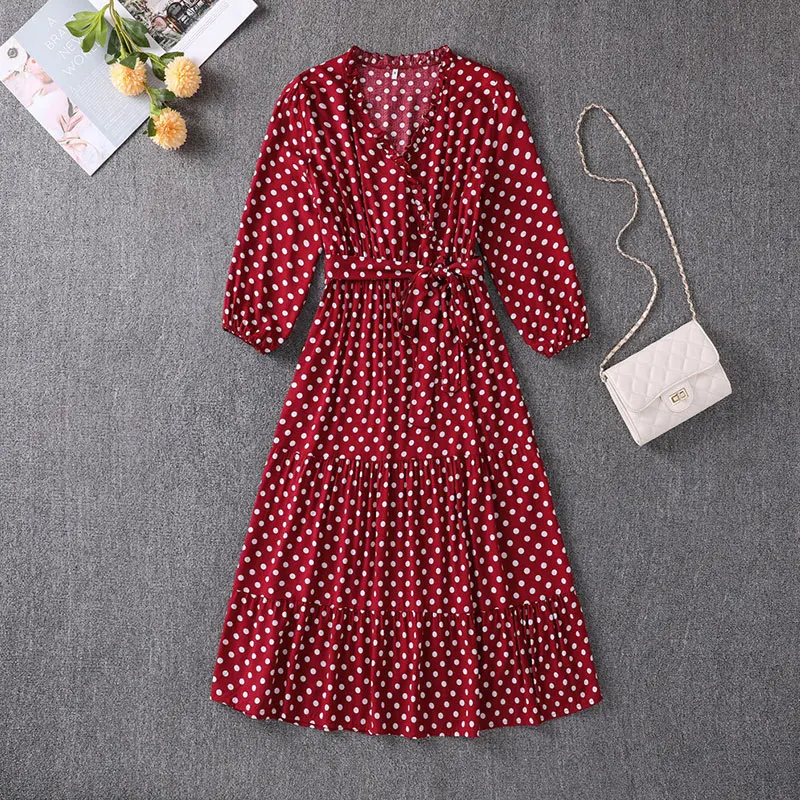 

Summer 2021 Women's French Polka Dot Print Dress Sexy V-neck Lantern Sleeve A-line Skirt Temperament Commuter Dress Slim Element
