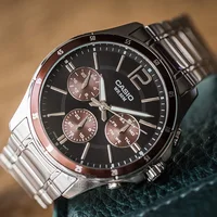 Оригинальные классические часы Casio, выглядят очень стильно, смотрятся намного дороже своей цены#2