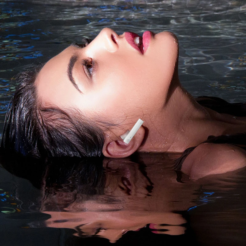 

Bluetooth Wireless Headset with HD Display Large Power and Long Standby Hi-Fi 9d Stereo Sound Effect Professional Music Headset