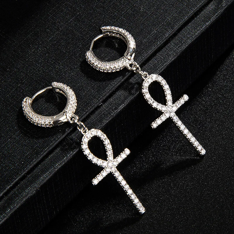 Крест Ankh из ледяного циркония серьги золотого цвета с блестящим кубическим