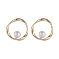 circle gold polished pearl ear stud for girls and women