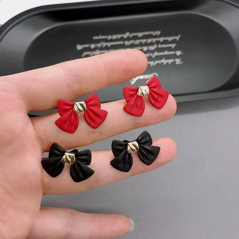 Модные черные и красные серьги-гвоздики с бантом для женщин девушек простые
