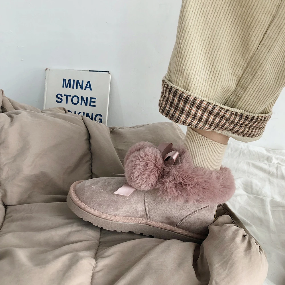 Женские теплые ботинки модные толстые бархатные с шерстяной лентой и помпоном