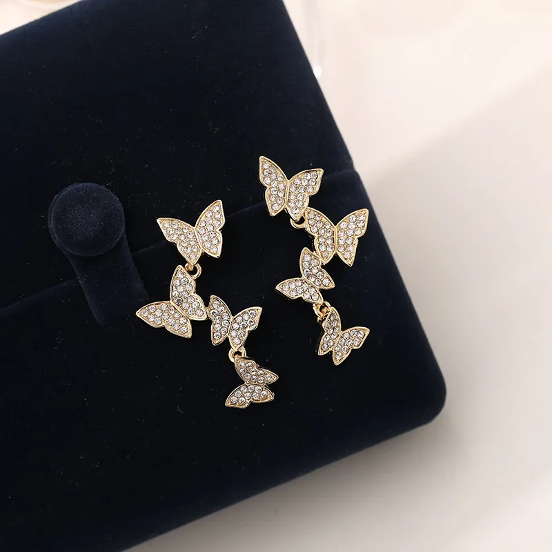 

2020 New Arrival Sweet Full Crystal Butterfly Drop Earrings For Women Simple Elegant Gold Color Wedding Brides Party Pendiente