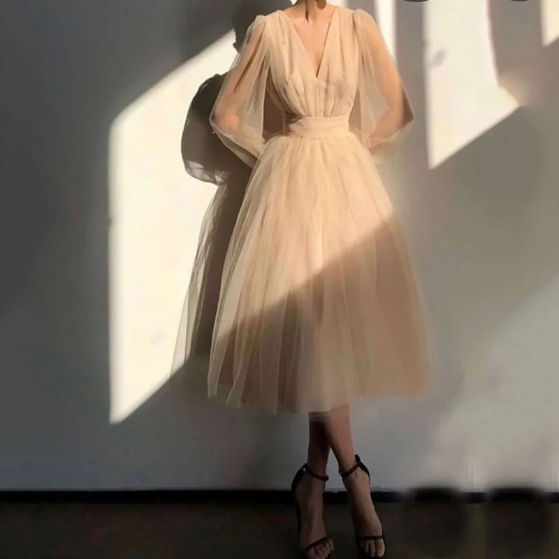 

Champagne Tulle Prom Dresses A Line Long Sleeves Buttons V Neck Knee Length Formal Party Gowns Vestidos De Fiesta New