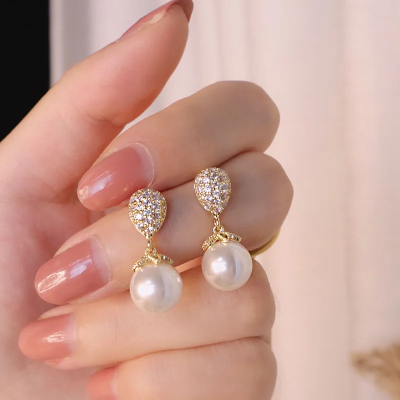 

Luxury Female White Pearl Earrings Yellow Gold Silver Color Dangle Earrings For Women Crystal Geometric Wedding Drop Earrings