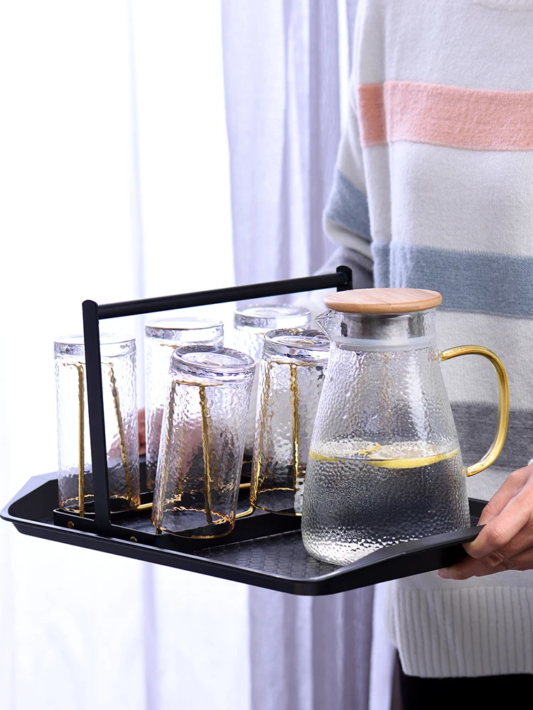 

Handle design is convenient to carry creative household storage cup holder upside down thick base glass cup holder smoot