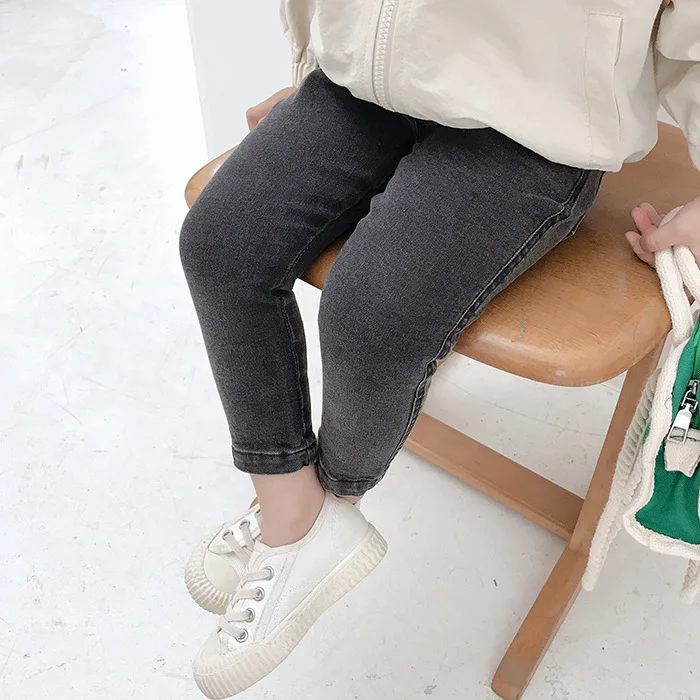 Осенние модные узкие джинсы для маленьких девочек 2 цвета 2019 Детские хлопковые