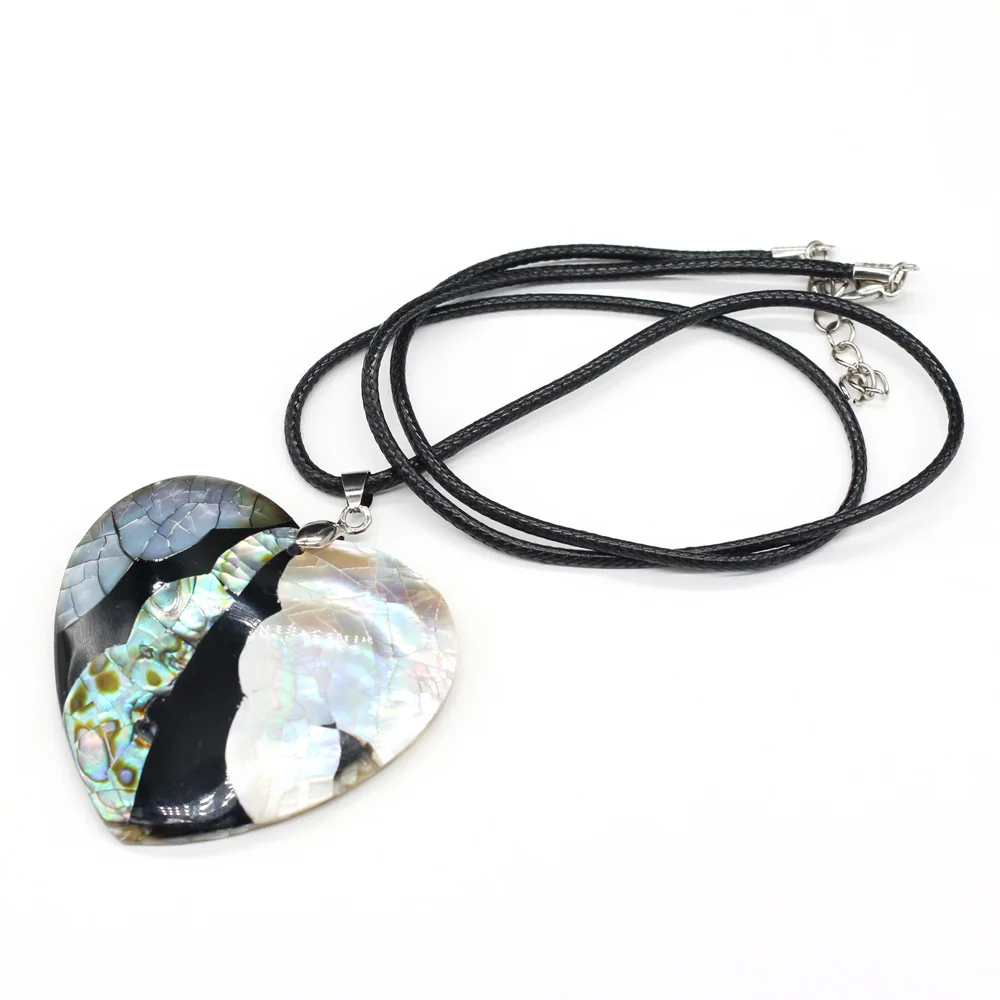 

Natural Heart Shell Necklace Pendant with Leather Rope Neck Chain Necklaces for Women Mother of Pearl Shells Choker Jewelry Gift