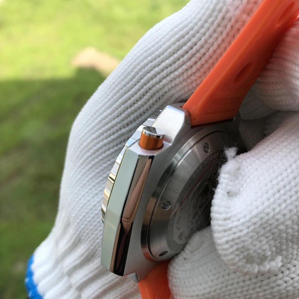 

Steeldive SD1969 Dive Watch 1200M Waterproof NH35 Automatic Bi-Direction Bezel C3 Luminous Dial Steel Band Mechanical Wristwatch