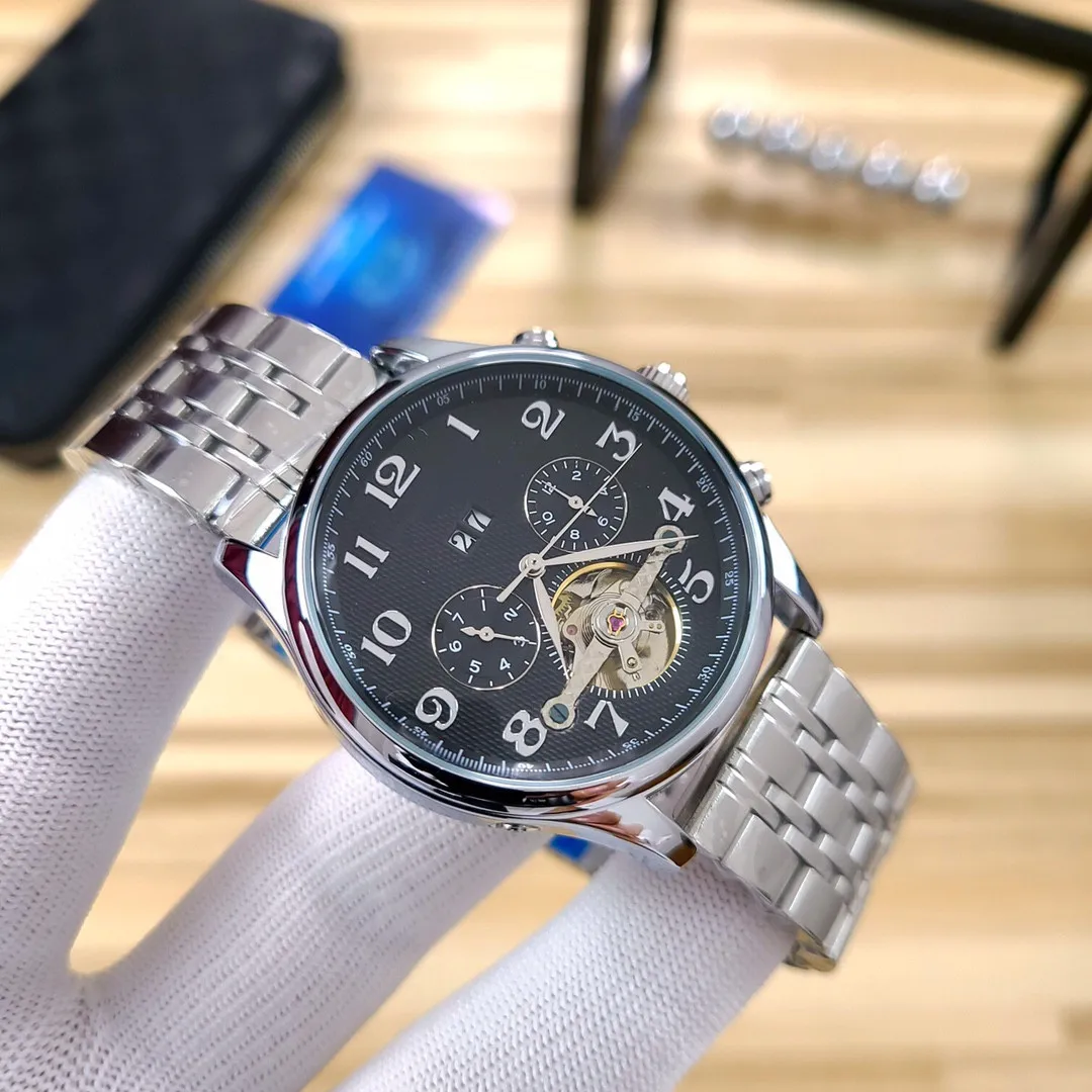 

New fashion classic men's high grade business watch waterproof watch wine barrel watch personality WATCH QUARTZ WATCH