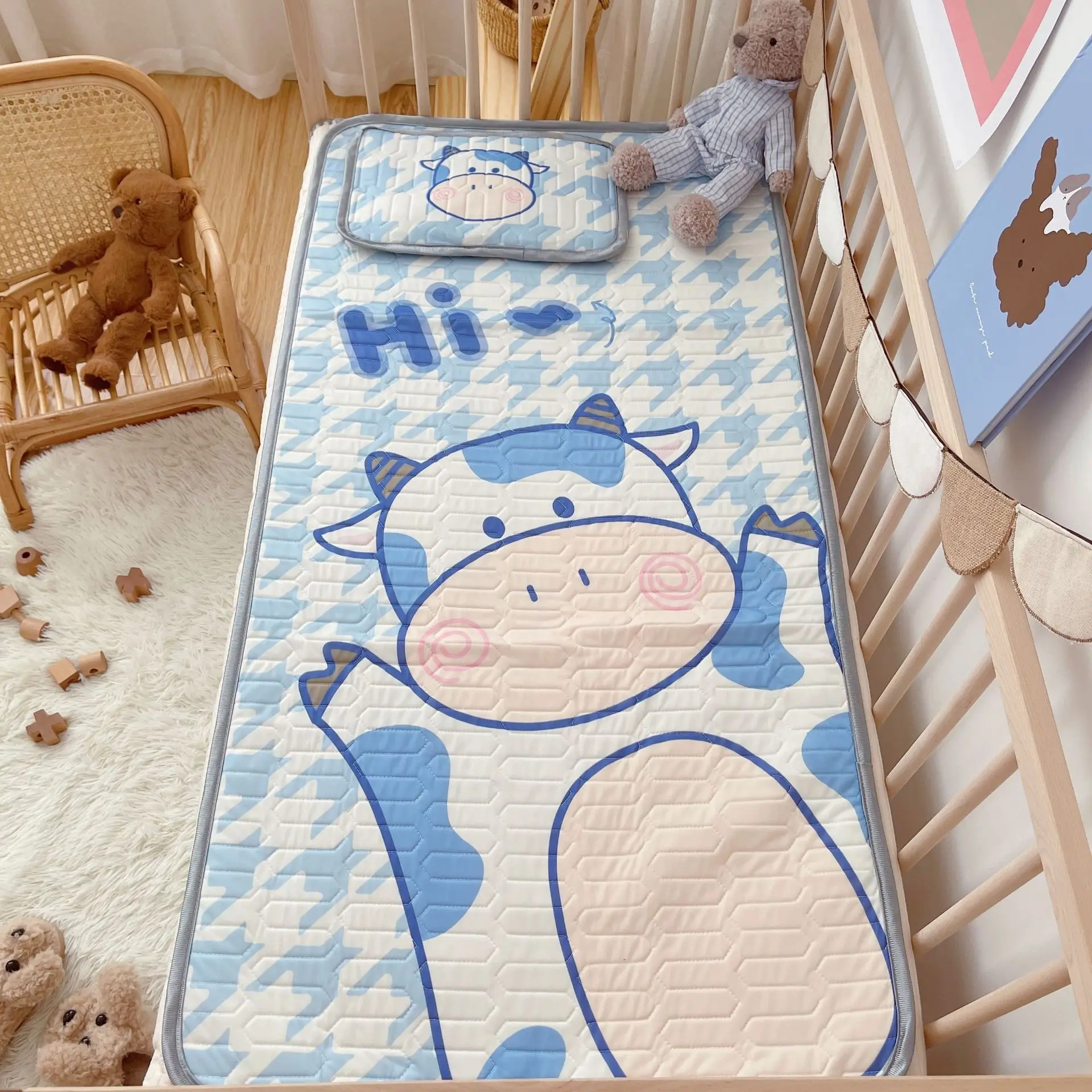 

2021Summer children's cartoon latex backing two-piece nap folding chair folding can be washed