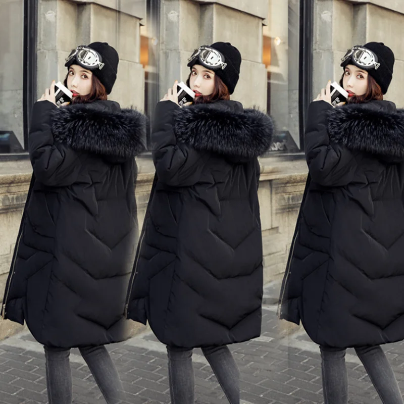 Новинка зимняя теплая куртка с капюшоном на утином пуху большим меховым