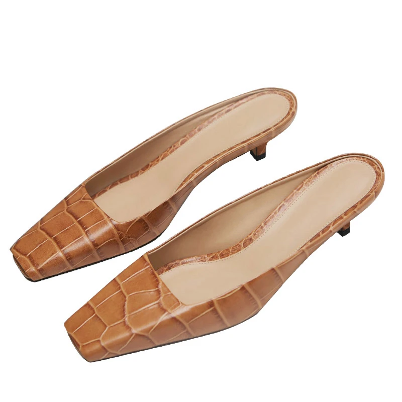 Женские крокодиловые туфли сандалии на низком каблуке квадратный носок тиснение