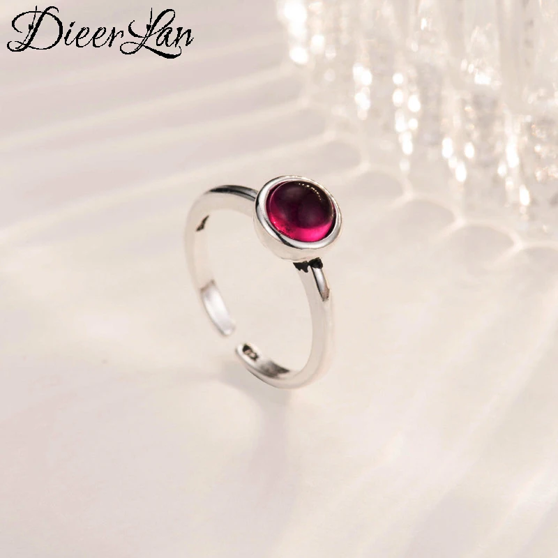 Женское кольцо из серебра 925 пробы с красным кристаллом|Кольца| |