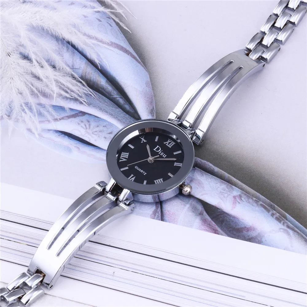 

Fashion Casual Watch Women's Small Dial round Fashion Watch Roman Digital Alloy Women's Bracelet Watch unique watch