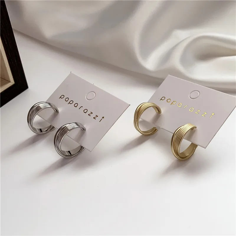

Fashion Jewelry Gothic Simple Design Metal Stud Earrings Korea Geometric Earrings for Women Gift Gold Silver Color Earrings