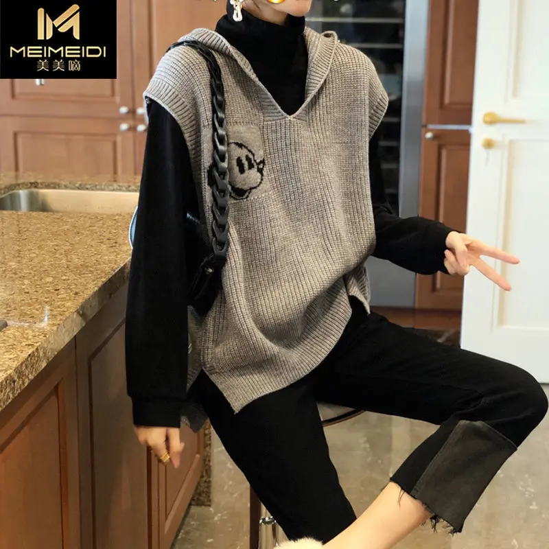 

Europe station 2021 spring dress new European fashion Mickey hooded sweater women's waistcoat sleeveless sweater jacket fashion