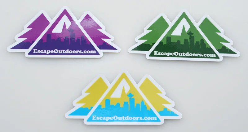 Пользовательская Водонепроницаемая виниловая высекающая наклейка ПЭТ клейкая