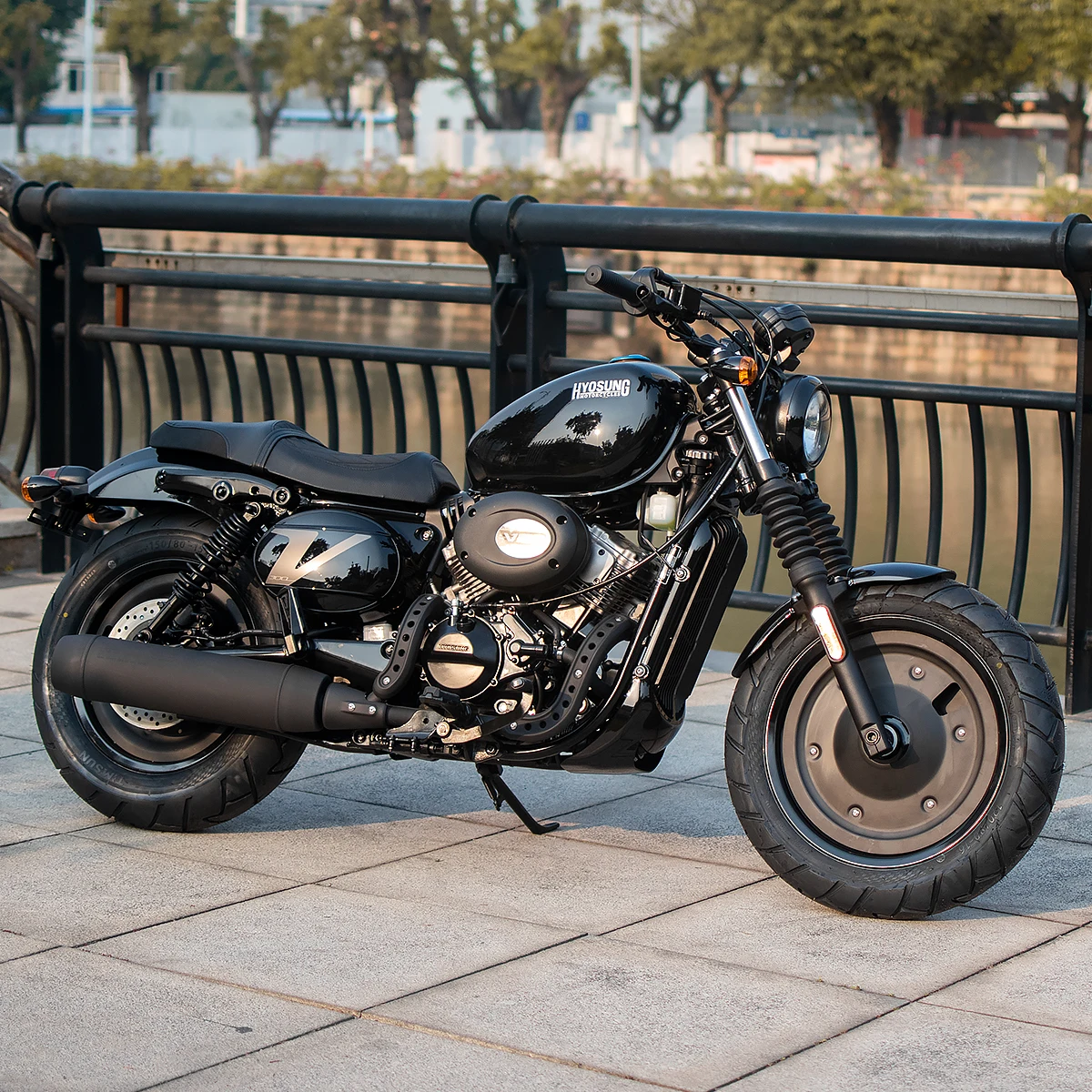 Модифицированные аксессуары для Hyosung GV125S GV300S