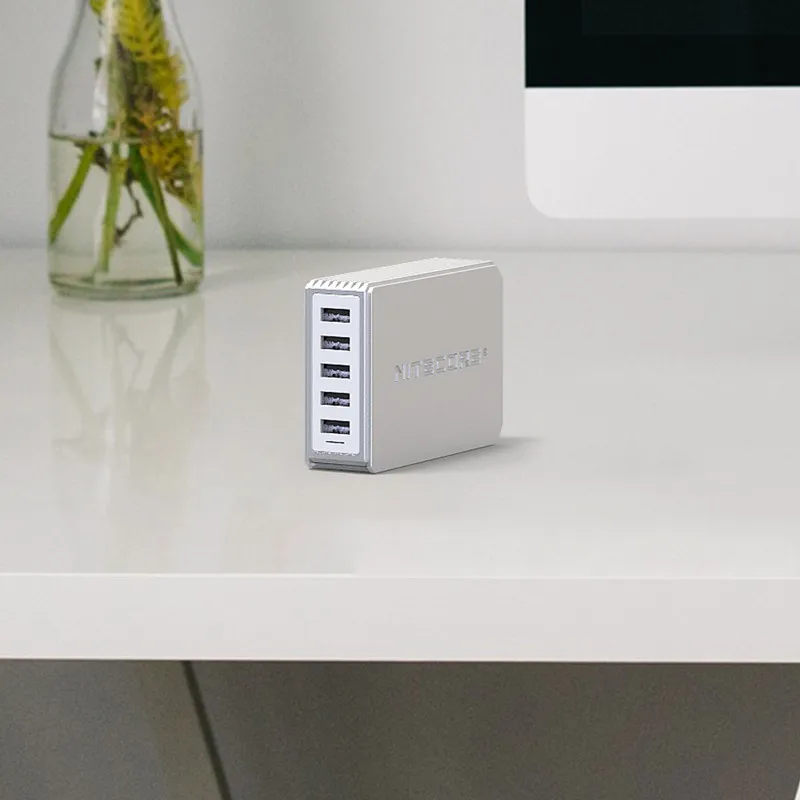 Настольный адаптер NITECORE UA55 с 5 USB-портами 50 Вт Высокоскоростная зарядка 10 А