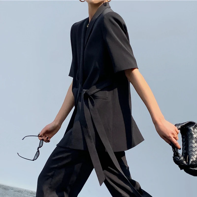 

TWOTWINSTYLE Lace Up Bowknot Blazer Coats For Female Lapel Collar Long Sleeve High Waist Slimming Pure Color Women's Coat 2021