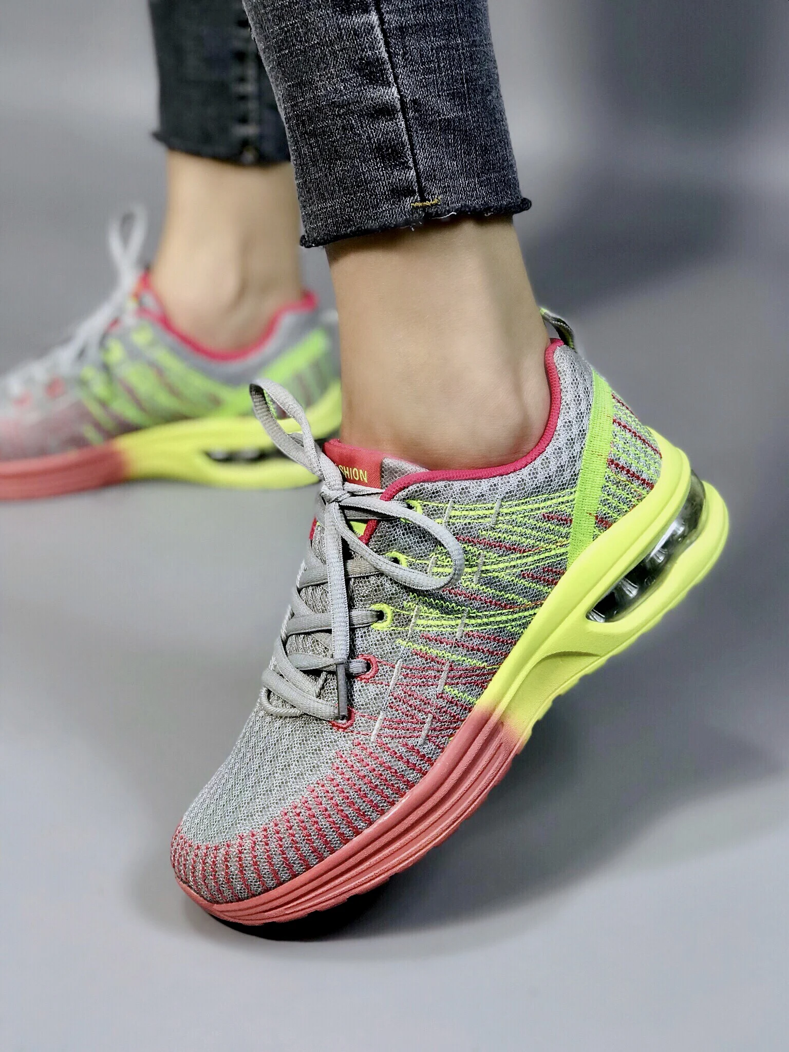 2019 женская обувь Повседневное слипоны дышащие Лидер продаж женские кроссовки