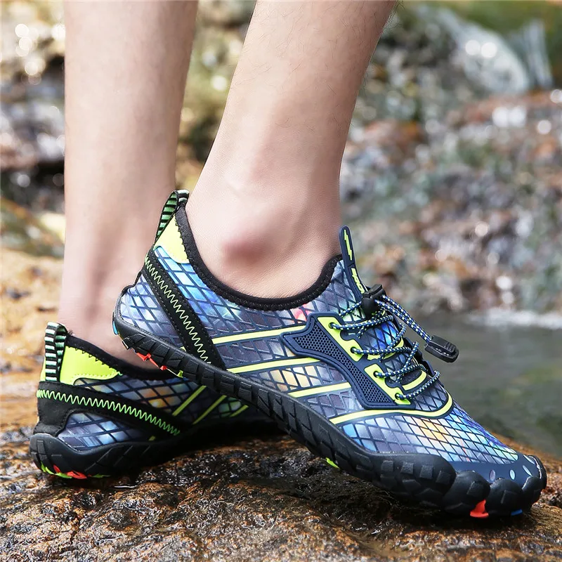 

Rainbow Elastic Sea Beach Aqua Shoes Men Outdoor Sports Fingers Sneakers Men Barefoot Shoes for Upstream Swimming aqua zapatos