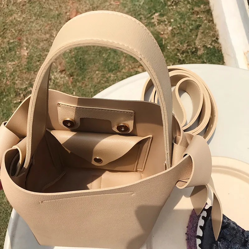 

Handbag small bag 2020 new trend fashion wild tide retro single shoulder messenger large capacity bucket bag women handbags