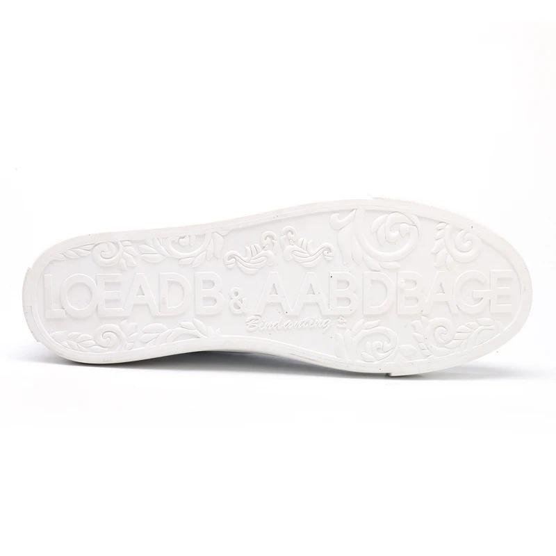 Кроссовки для студентов Вулканизированная подошва на шнуровке повседневная