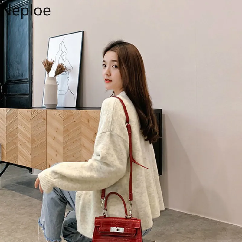Neploe Корейский Осенний Свободный вязаный свитер в стиле Crazy style с v-образным