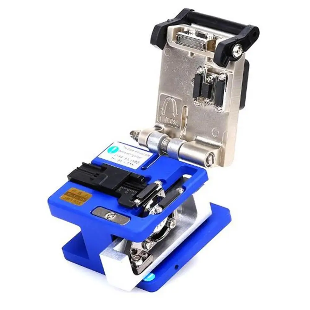 Набор инструментов для соединения волоконно-оптических кабелей по заводской