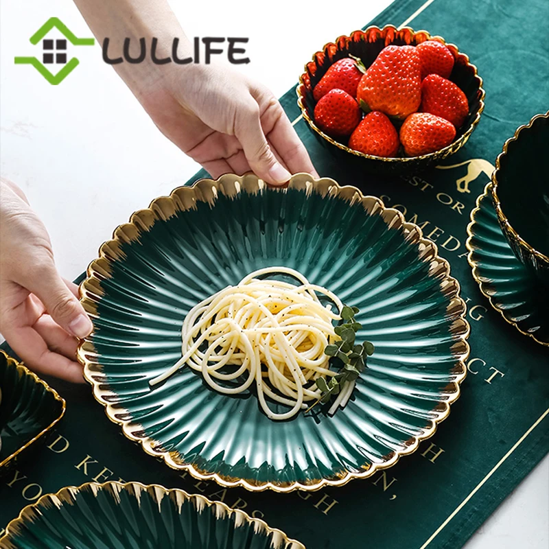 Керамическая тарелка с золотыми краями в форме цветка наборы посуды и тарелок