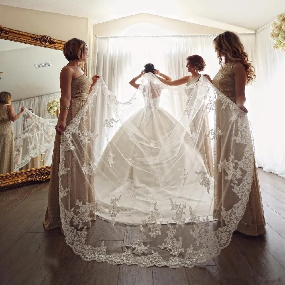 Дизайнерская Однослойная свадебная фата Кружевная аппликация потрясающие