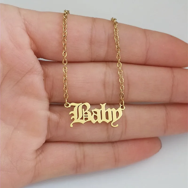 Винтажное украшение ожерелье с подвеской в виде старой английской принцессы