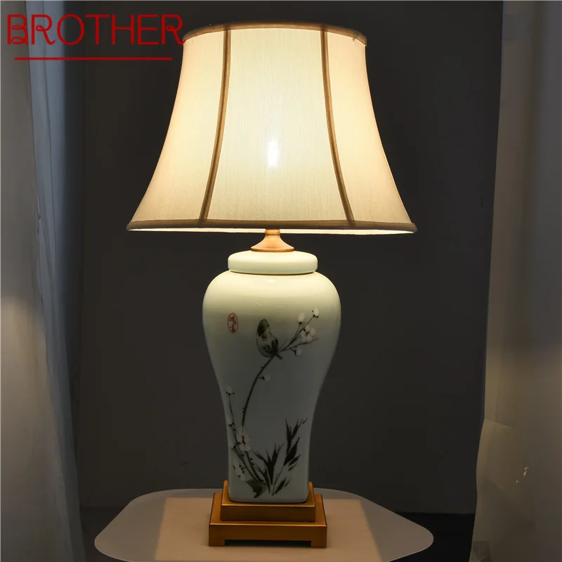 

Керамические настольные лампы BROTHER, Роскошные Современные тканевые лампы для фойе, гостиной, офиса, креативной кровати, гостиницы