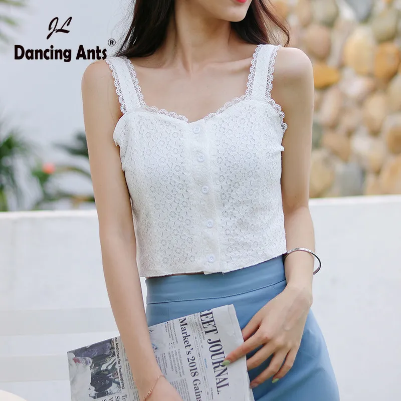 Женский кружевной жилет на бретельках облегающий ажурный без рукавов с вышивкой