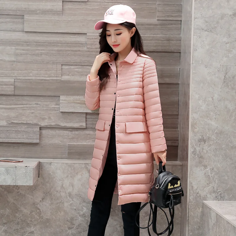 Пуховик женский осенне-зимний приталенный средней длины с отложным воротником