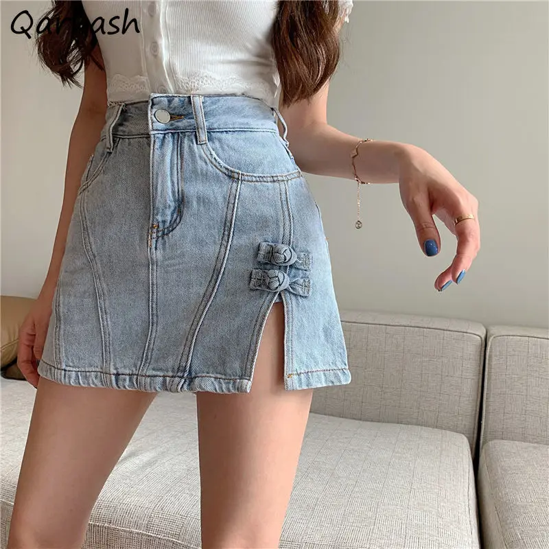 

Women Denim Skirts Designer Sexy Side-slit Mini Hot Girls Buttocks Slender Retro Korean Style Fashionable Teenagers Females Chic