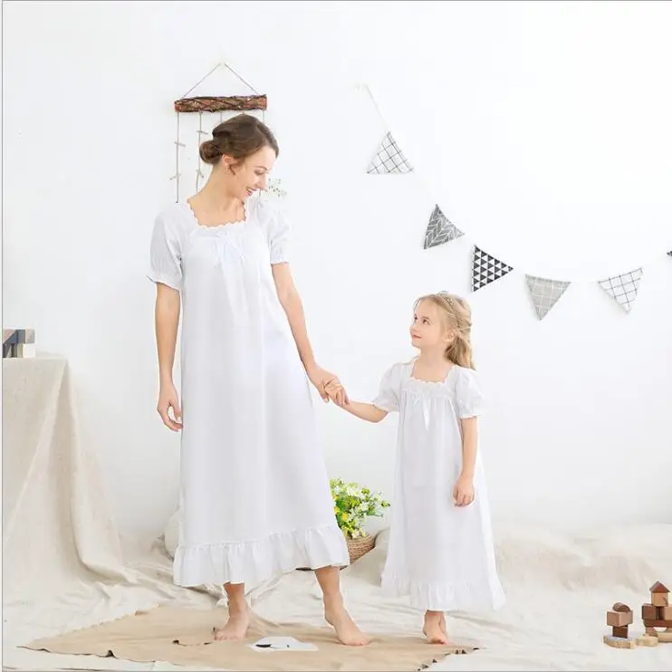 Летняя белая кружевная ночная рубашка с бантом для мамы и девочек маленьких